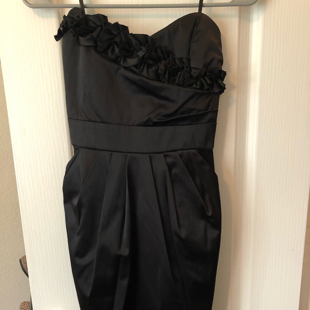 Strapless black party dress (NWOT)